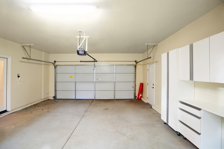 The Role of Garage Door Services in Boosting Your Home’s Curb Appeal