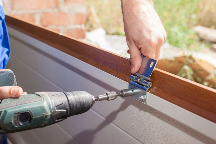 How Garage Door Replacement Can Save You Money on Energy Bills